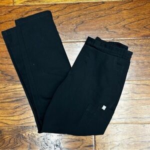 Figs yola skinny scrub pants